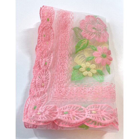 Vintage 1950s table runner, pink scalloped flocked fabric, MCM table decor - Picture 10 of 10